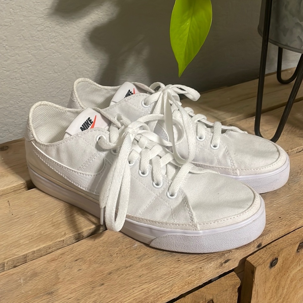 Nike Women’s Court Legacy Canvas Sneaker, White